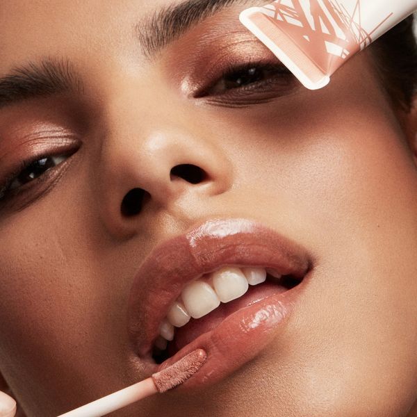 Блеск-бальзам для губ Fenty Beauty Pro Kiss'r Luscious Lip Balm &ndash; оттенок Latte Lips, 12 мл 71279843798 фото