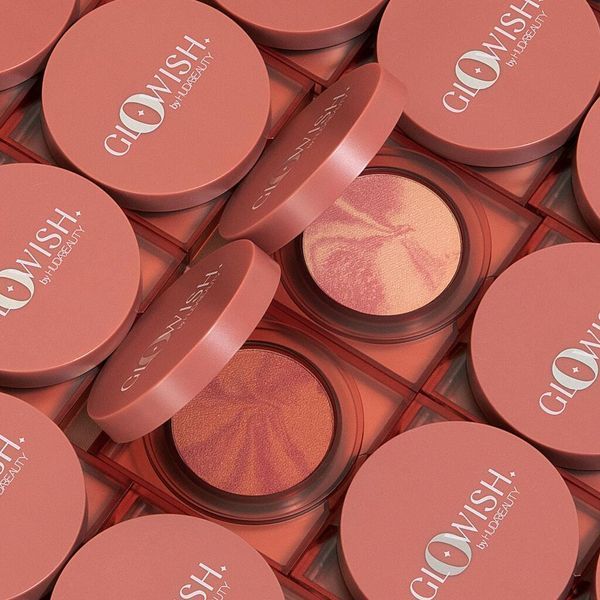 Румяна Huda Beauty GloWish Cheeky Vegan Blush Powder (Sassy Saffron) 2.5 g 1883665115 фото