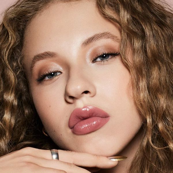 Помада-блеск для губ Fenty Beauty Gloss Bomb Stix High-Shine Gloss Stick (Is it Fu$$y) 23279843798 фото