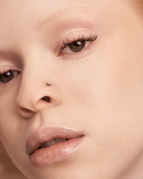 Консилер для контуру очей Fenty Beauty Bright Fix відтінок 02 Golden Ivory 847524801217 фото